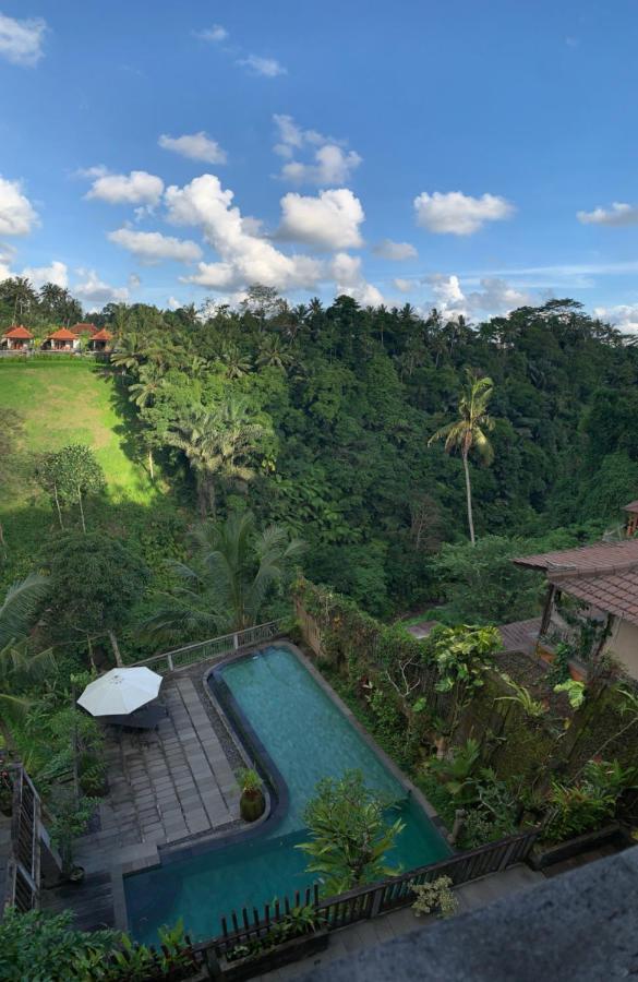 Ubud Paras Villa ภายนอก รูปภาพ