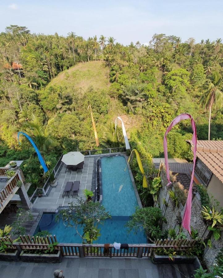 Ubud Paras Villa ภายนอก รูปภาพ