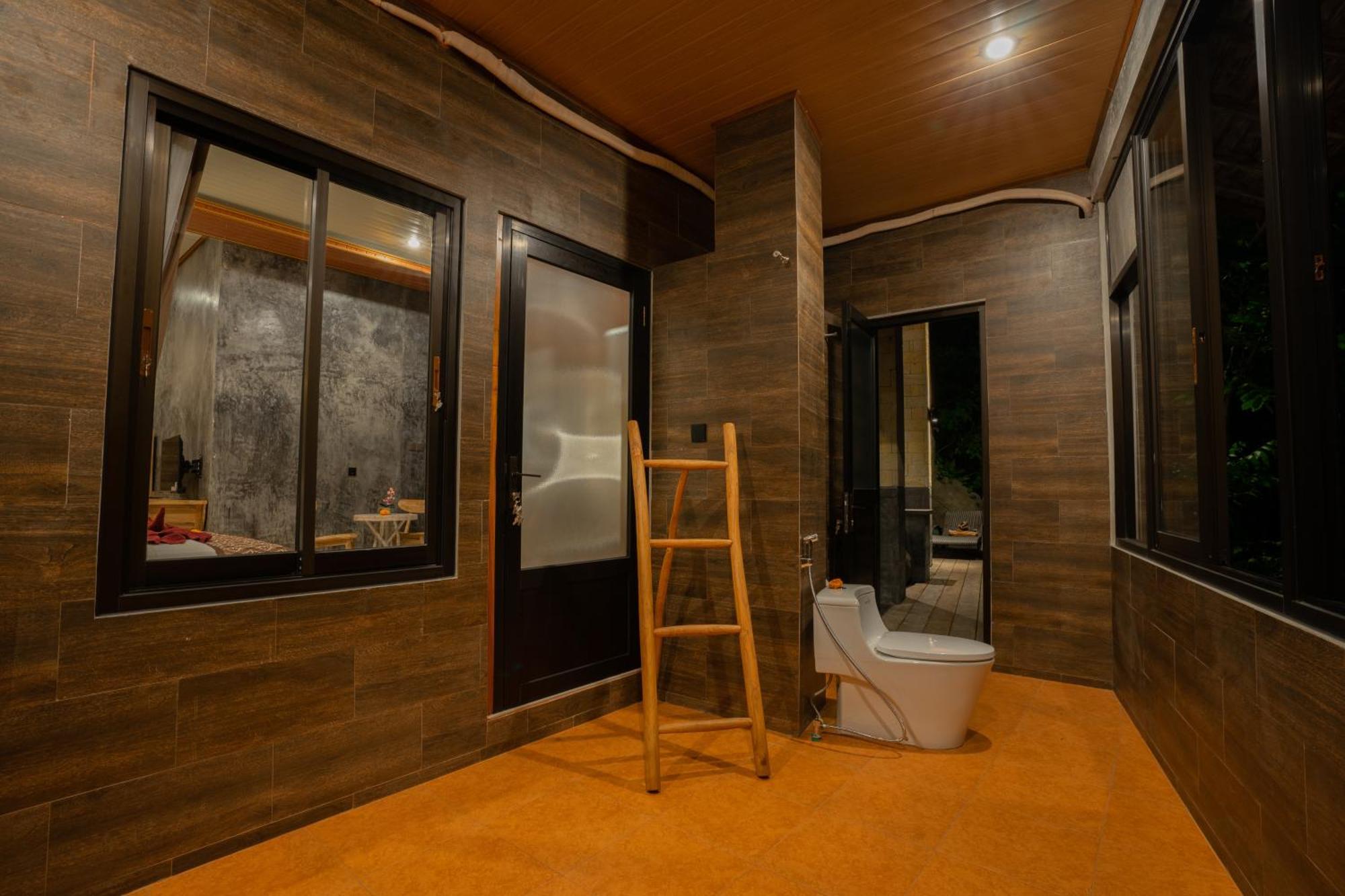 Ubud Paras Villa ภายนอก รูปภาพ