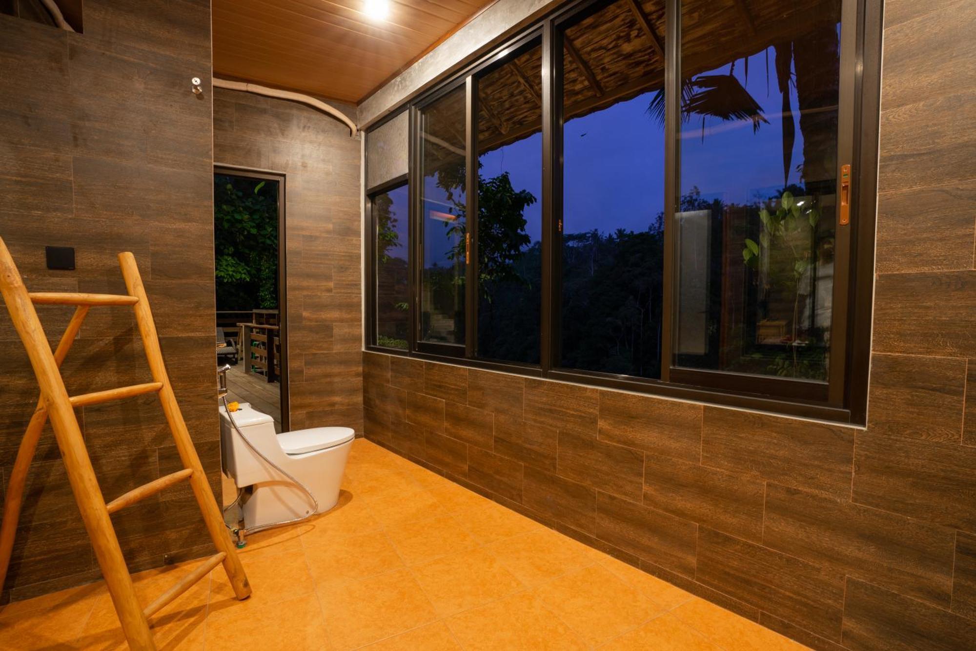 Ubud Paras Villa ภายนอก รูปภาพ