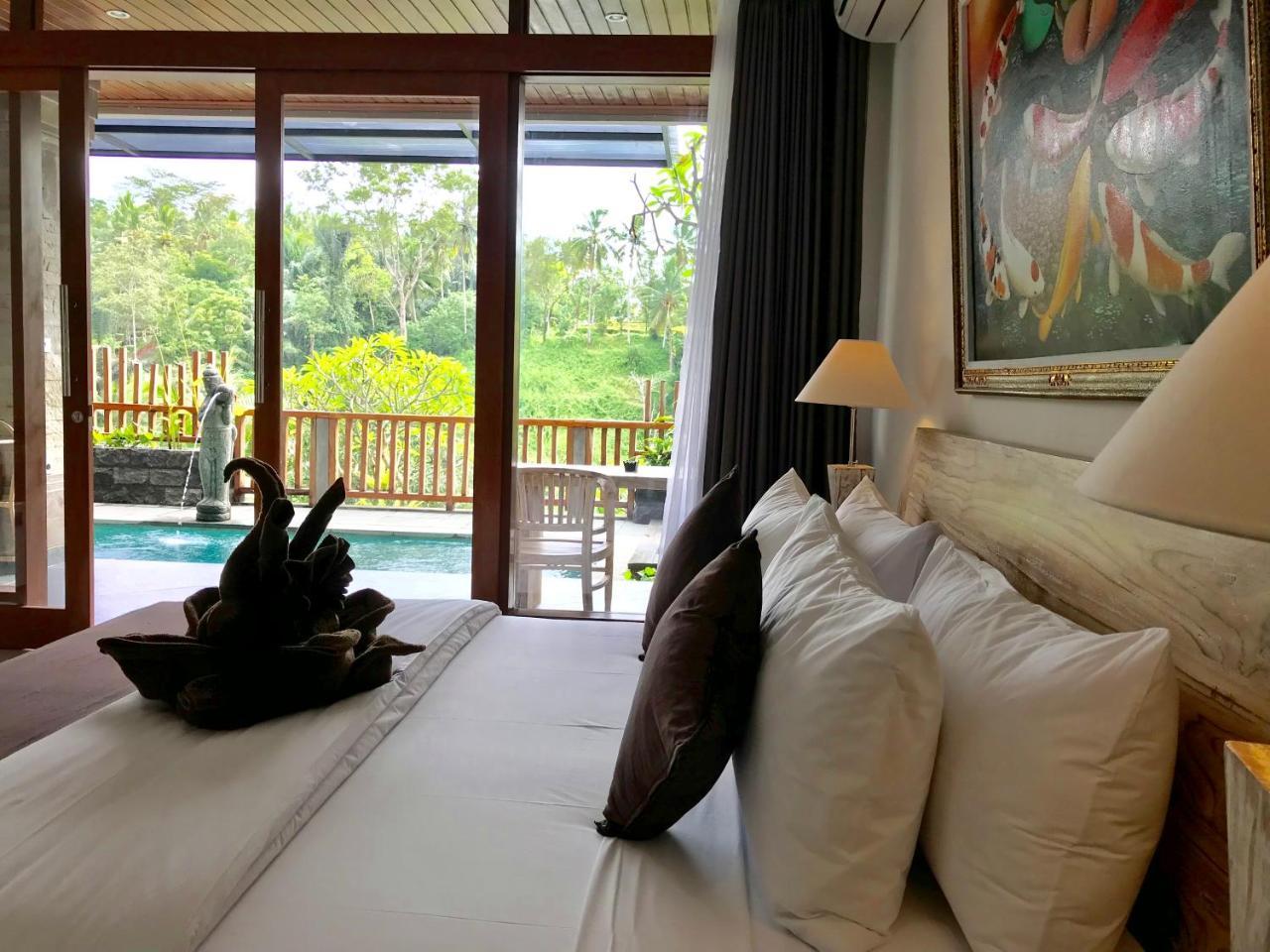 Ubud Paras Villa ภายนอก รูปภาพ