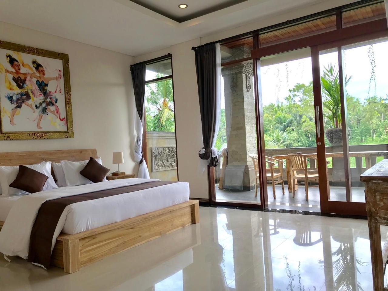 Ubud Paras Villa ภายนอก รูปภาพ