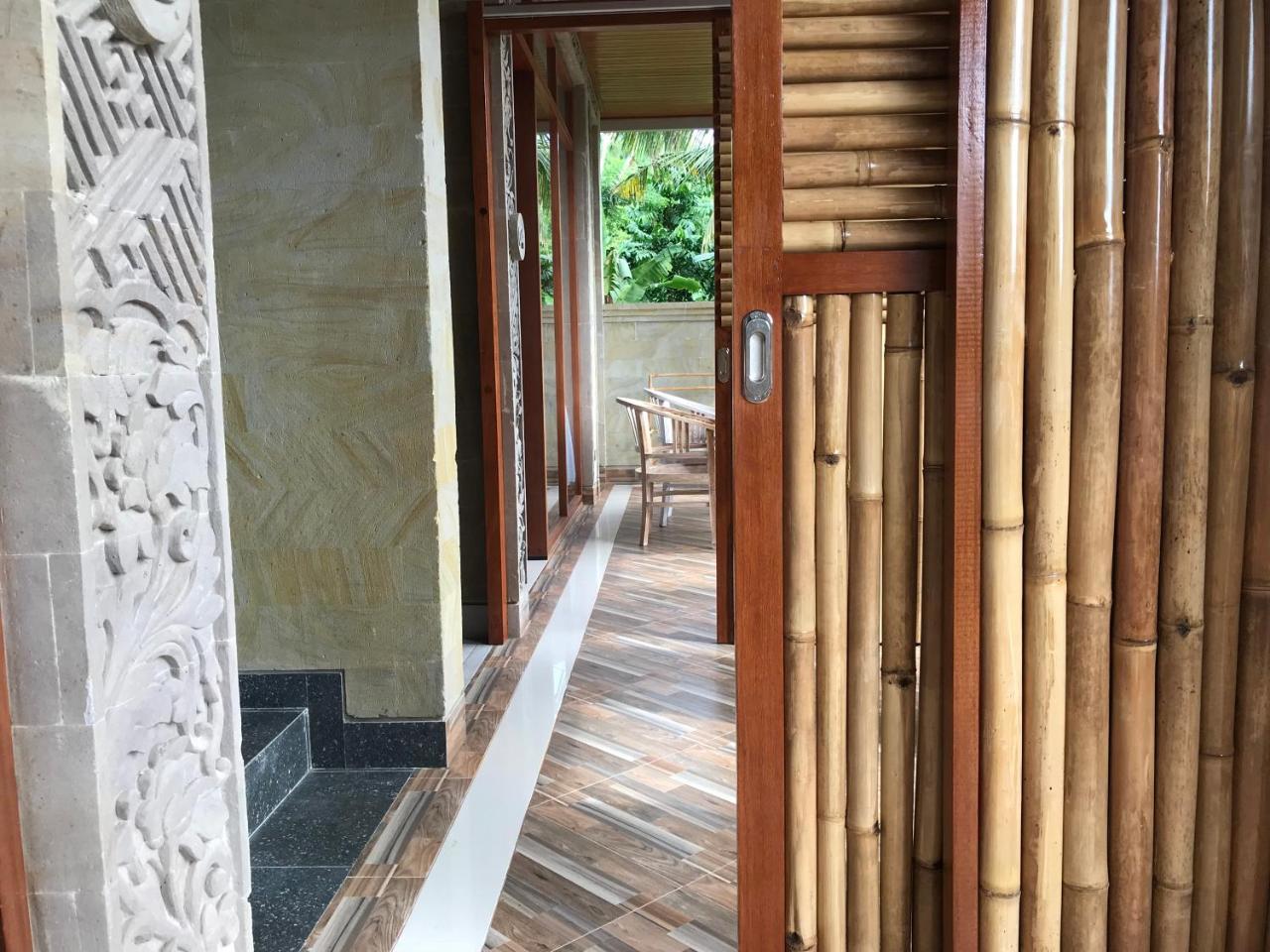 Ubud Paras Villa ภายนอก รูปภาพ