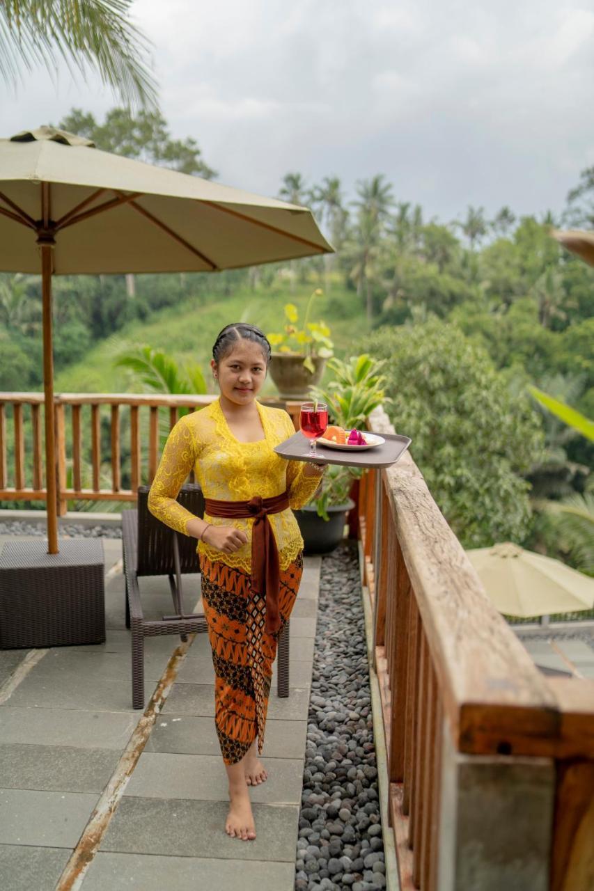 Ubud Paras Villa ภายนอก รูปภาพ