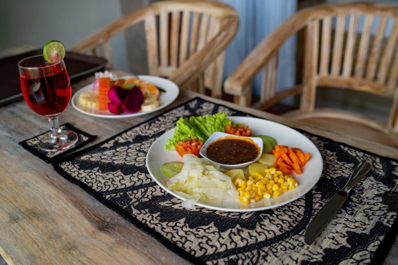 Ubud Paras Villa ภายนอก รูปภาพ