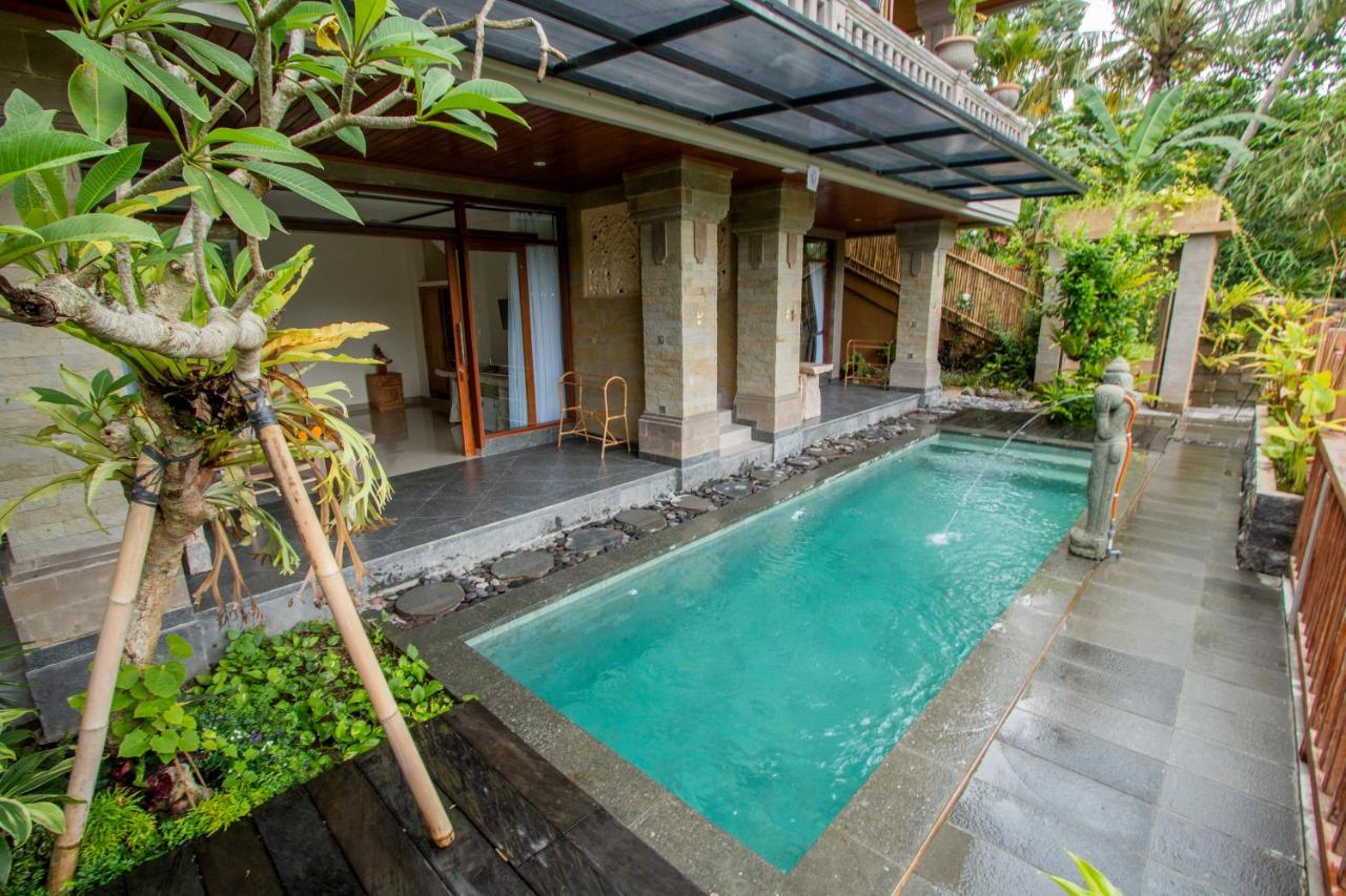 Ubud Paras Villa ภายนอก รูปภาพ